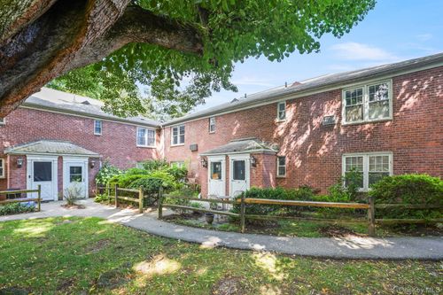a17-100 Cedar St, Dobbs Ferry, NY, 10522-1017 | Card Image