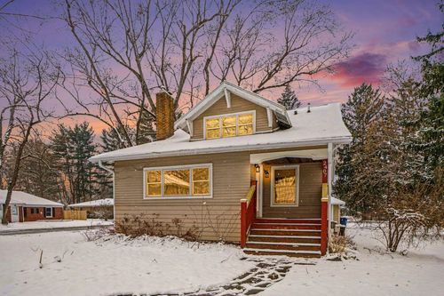 2407 Fairfield Ave, Kalamazoo, MI, 49048-2604 | Card Image