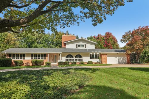 424 Otis Rd, Barrington, IL, 60010-5111 | Card Image