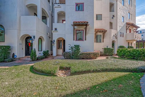 311 Calle Sevilla Pl, Houston, TX, 77007-1162 | Card Image