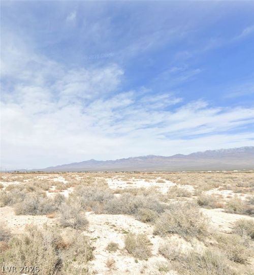 40 E Bonita Ave, Pahrump, NV, 89060 | Card Image