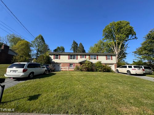 104 Kelsey Dr, Bristol, TN, 37620-2831 | Card Image