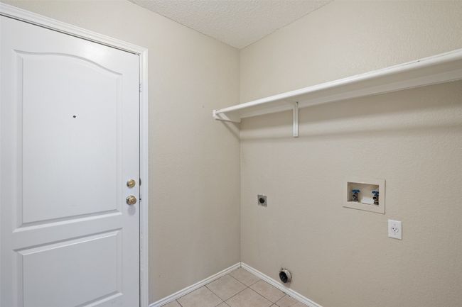 1008 Chippewa, House other with 4 bedrooms, 2 bathrooms and 4 parking in Round Rock TX | Image 39