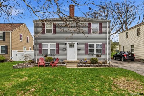 955 Beach Rd, Cheektowaga, NY, 14225-1201 | Card Image