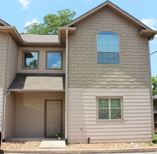 210 S Tesch St, Bellville, TX, 77418-2332 | Card Image