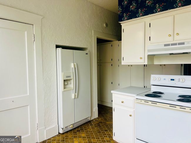 40 S College St, House other with 3 bedrooms, 3 bathrooms and null parking in Metter GA | Image 14