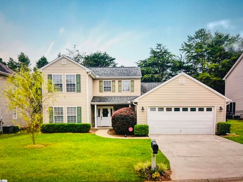 201 Summitbluff Dr, Greenville, SC, 29617-6192 | Card Image