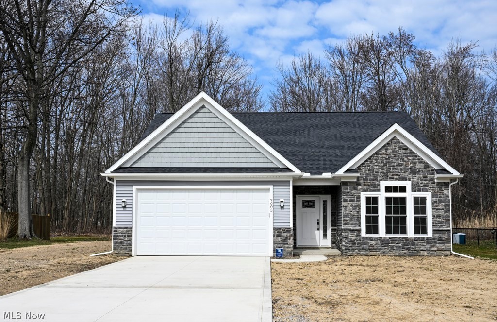 Lake Rd, Madison, OH 44057