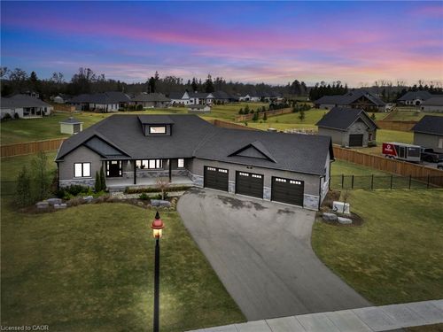 {{alt}} | Card Image