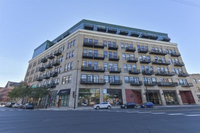 526 - 1645 W Ogden Avenue, Condo with 1 bedrooms, 1 bathrooms and 1 parking in Chicago IL | Image 1