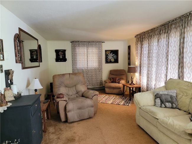 108 W 2 Nd St, House other with 4 bedrooms, 2 bathrooms and null parking in Burnside PA | Image 4