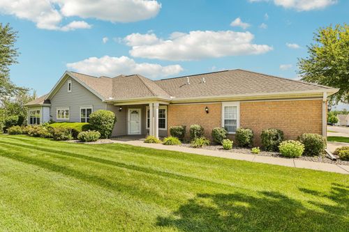 58-124 Northlight Way, Fitchburg, WI, 53711-7697 | Card Image