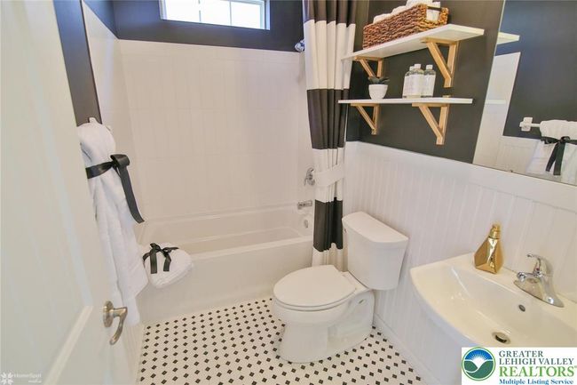 IC - 3420 Gentlewind Way, House other with 2 bedrooms, 2 bathrooms and null parking in Emmaus PA | Image 5