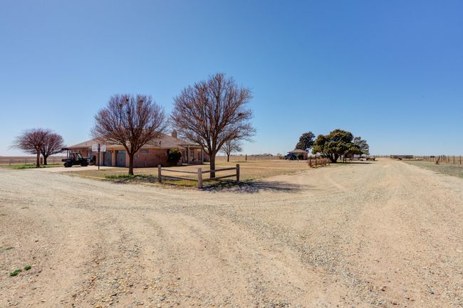 14101 E Fm 1527, Home with 3 bedrooms, 4 bathrooms and null parking in Lorenzo TX | Image 81