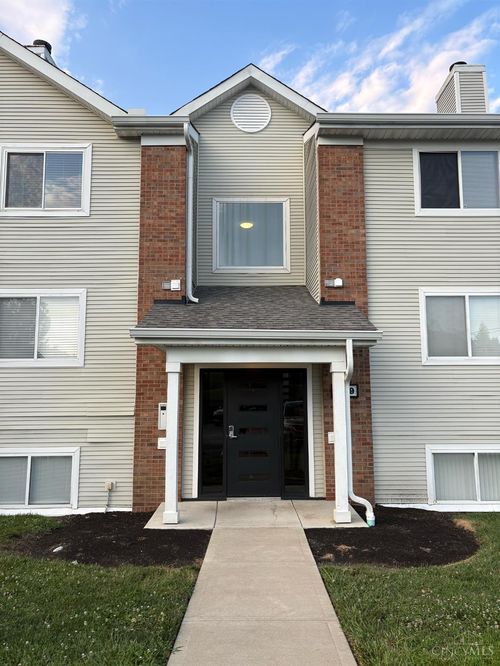 9319 Winton Rd, Cincinnati, OH, 45231-3973 | Card Image
