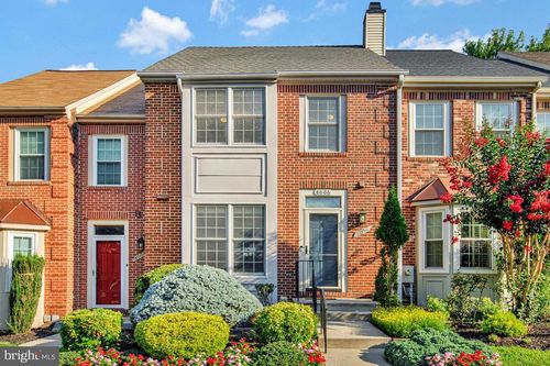 8006 Green Valley Ln, OWINGS MILLS, MD, 21117-5511 | Card Image