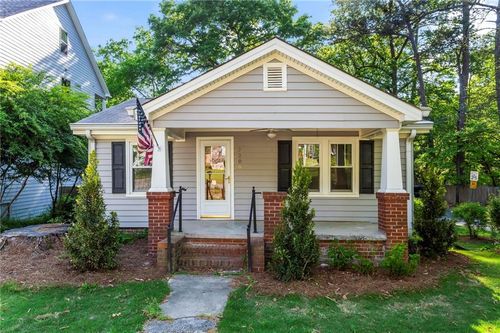 2208 Forrest Pl Nw, Atlanta, GA, 30318-1121 | Card Image