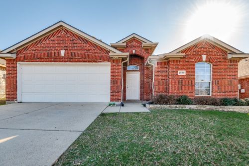 2848 Trailhouse Dr, Dallas, TX, 75237-3227 | Card Image