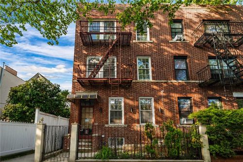 461 78th St, Brooklyn, NY, 11209-3413 | Card Image