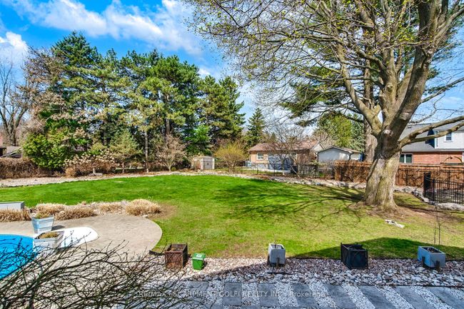 106 Cumming Crt, House other with 4 bedrooms, 3 bathrooms and 4 parking in Ancaster ON | Image 36