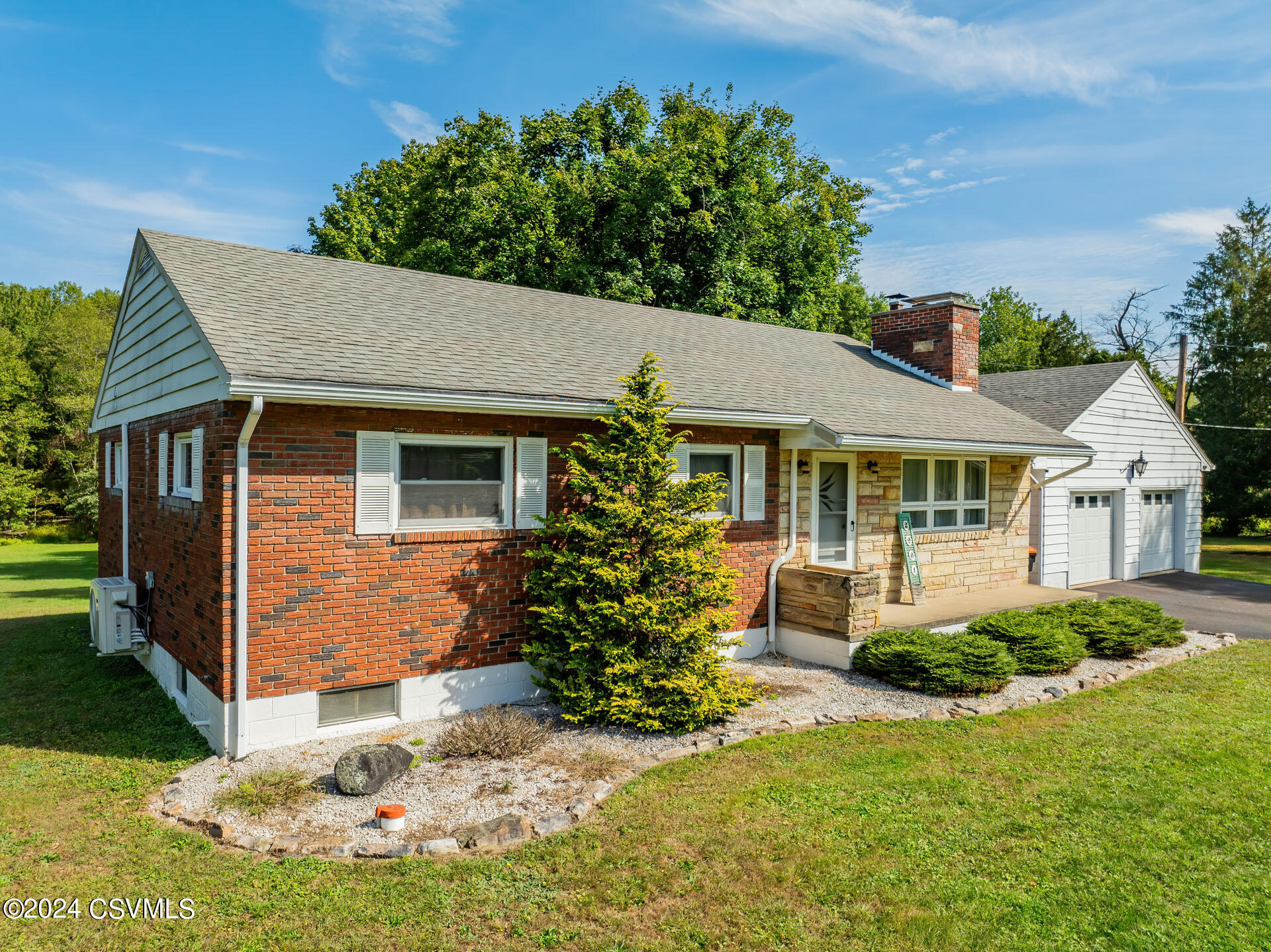 Ridge Rd, Northumberland, PA 17857