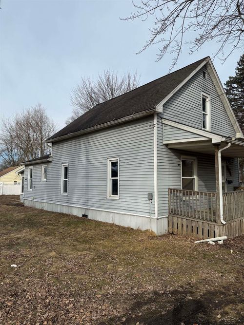 1724 Maine St, Saginaw, MI, 48602-1720 | Card Image