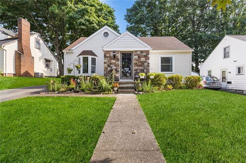 497 Falstaff Rd, Irondequoit, NY, 14609-5547 | Card Image