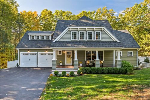 22 Point Of Rocks Ter, Stratham, NH, 03885-4414 | Card Image