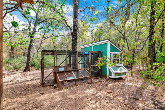 Chicken Coop | Image 22