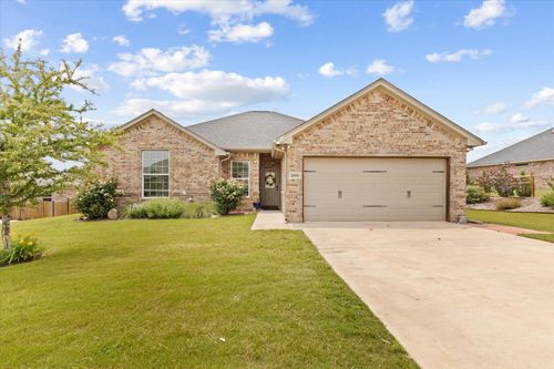 5000 Terlingua Dr, Granbury, TX, 76048-6457 | Card Image