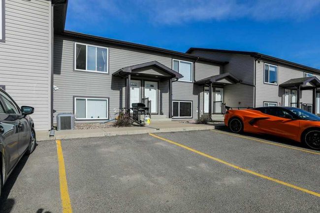 308 - 2114 18 Avenue, Home with 2 bedrooms, 1 bathrooms and 1 parking in Coaldale AB | Image 12