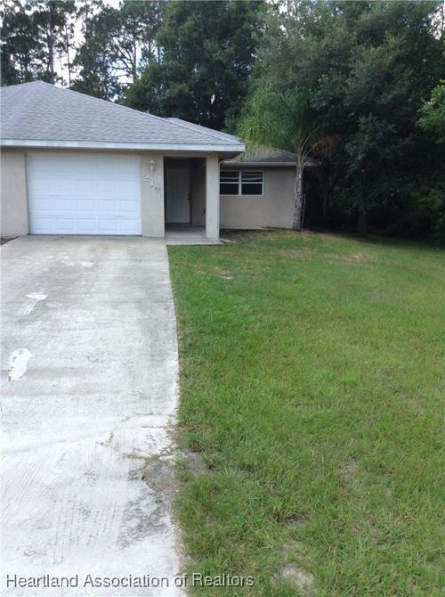 214 Pigeon Ave, Sebring, FL, 33870-5931 | Card Image