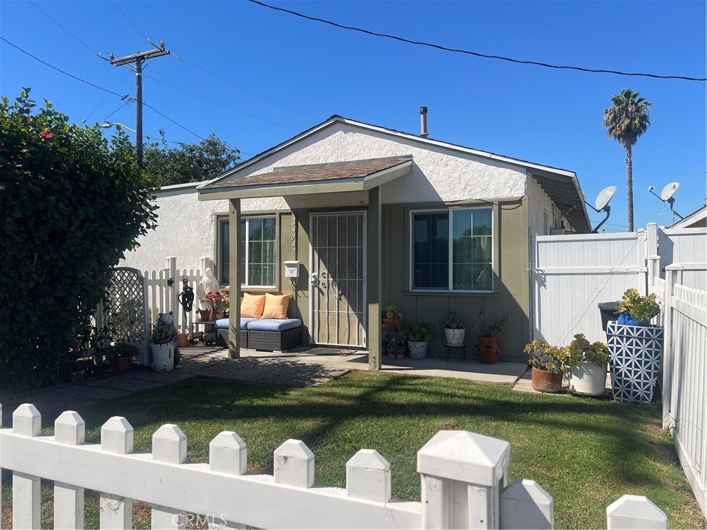 Residential Lease in Lomita 3
