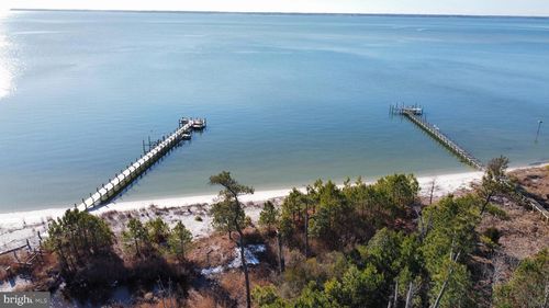 Lot 2 Windmill Point Rd, White Stone, VA, 22578-3024 | Card Image