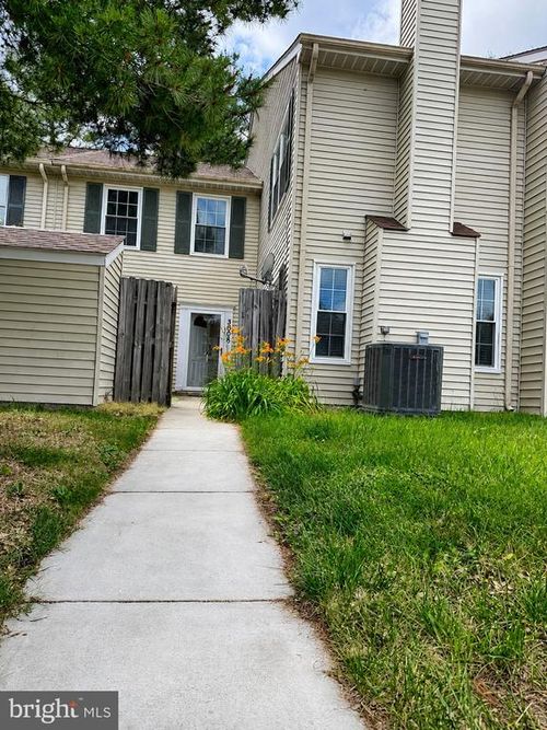 3006 New Oak Ln, BOWIE, MD, 20716-1313 | Card Image