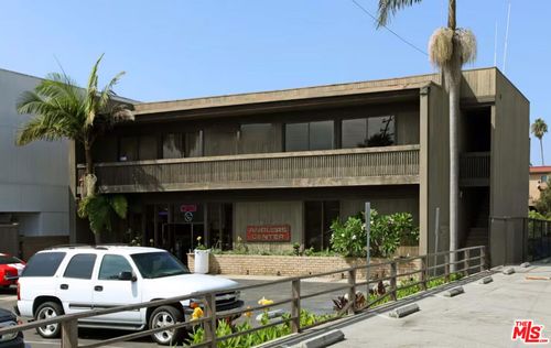 419 Old Newport Blvd, Newport Beach, CA, 92663-4239 | Card Image