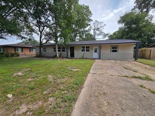 3435 Kenwood Dr, Beaumont, TX, 77706-3709 | Card Image