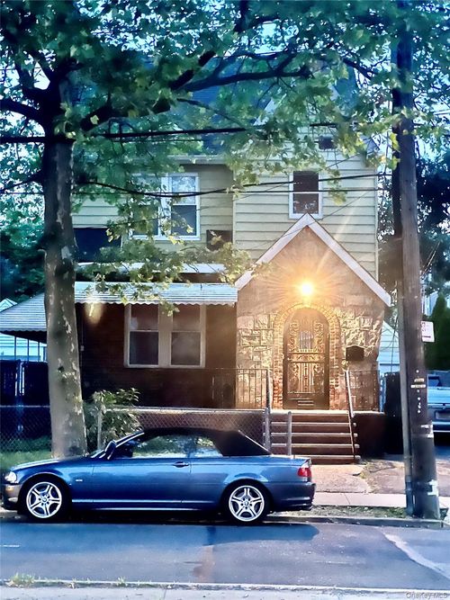 10022 Francis Lewis Blvd, Queens Village, NY, 11429-1056 | Card Image