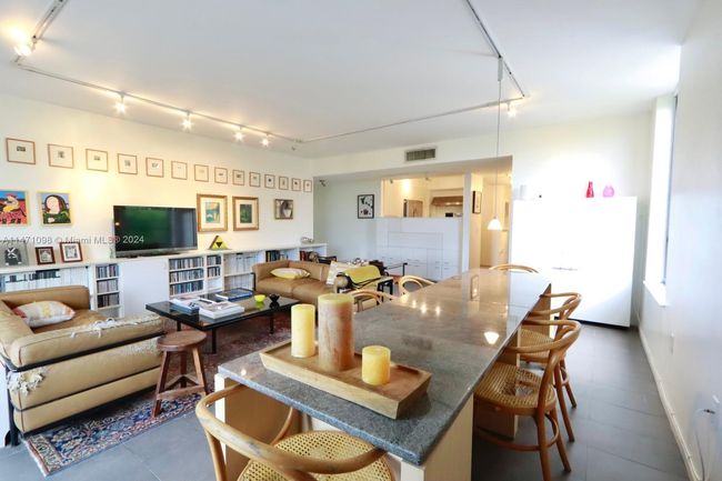 APT-3C - 150 Sunrise Dr, Condo with 2 bedrooms, 2 bathrooms and null parking in Key Biscayne FL | Image 16