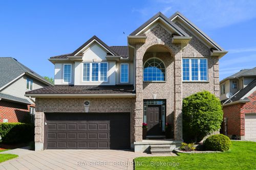 294 Berryhill Dr, London, ON, N5X4M4 | Card Image
