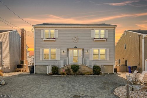 308 Cove Dr, Mantoloking, NJ, 08738-1006 | Card Image