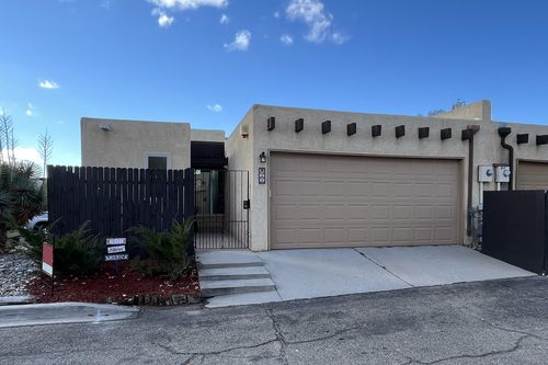 20 Plaza Olas Altos Ne, Albuquerque, NM, 87109-3633 | Card Image