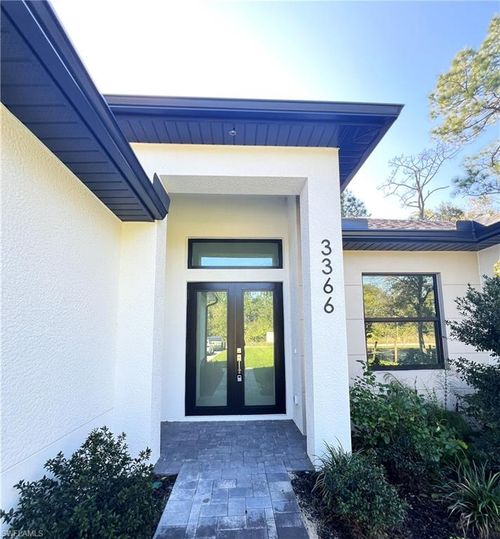 3366 72nd Ave Ne, Naples, FL, 34120-2675 | Card Image