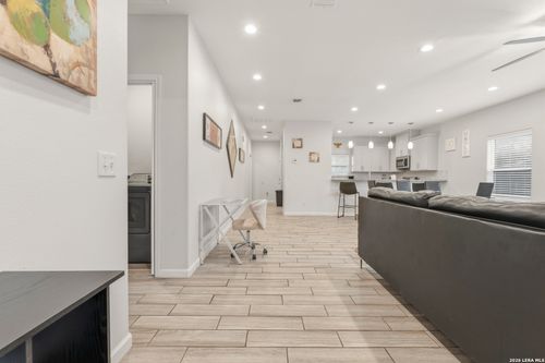 128 Sharer St, San Antonio, TX, 78208-1936 | Card Image