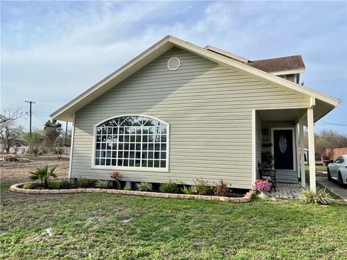 516 E Alice Ave, Kingsville, TX, 78363-3857 | Card Image