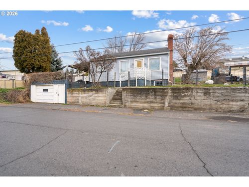 120 N Gilmore St, Heppner, OR, 97836 | Card Image