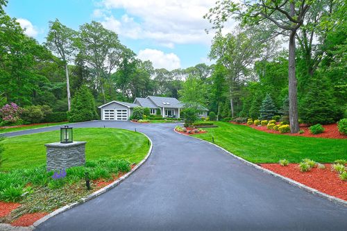 47 Wilmington Dr, Melville, NY, 11747-4032 | Card Image
