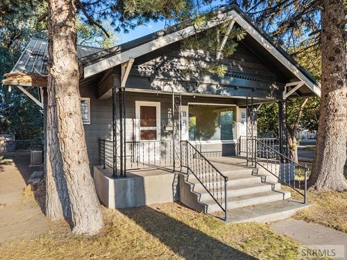 295 S Boulevard, Idaho Falls, ID, 83401-3916 | Card Image