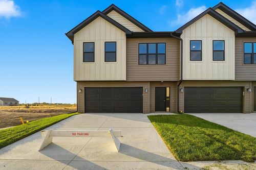 1356 Meadow Rose Pl, Waukee, IA, 50263-7909 | Card Image