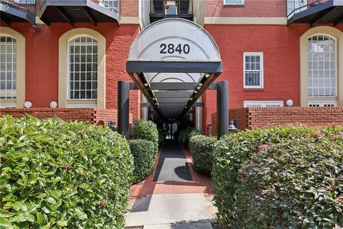410-2840 Peachtree Rd Nw, Atlanta, GA, 30305-2983 | Card Image